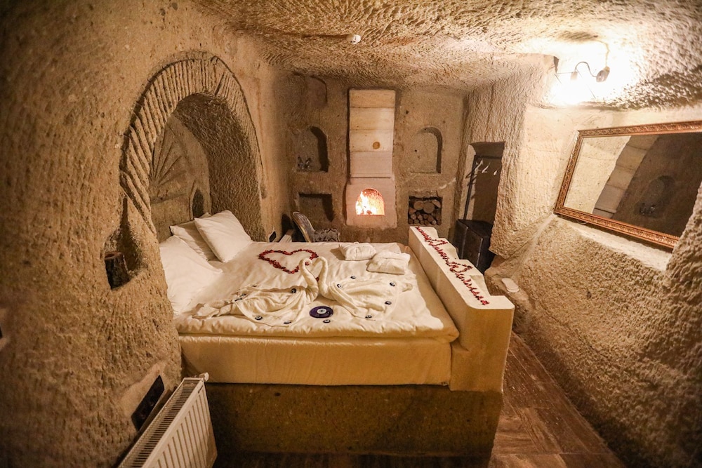 Mahperi Cappadocia Cave Suit Rezervasyon