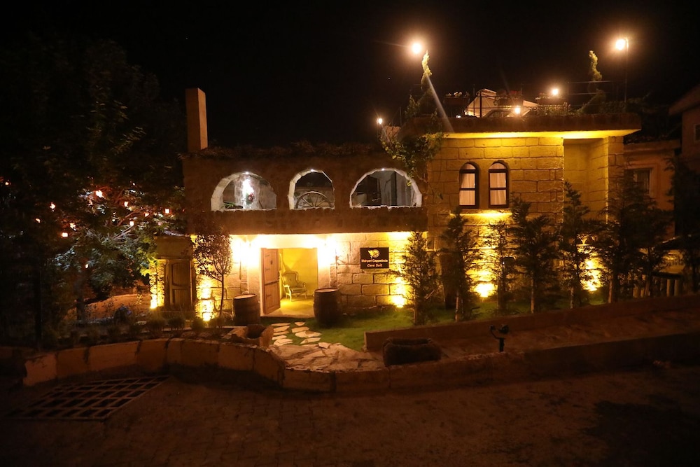 Mahperi Cappadocia Cave Suit Rezervasyon