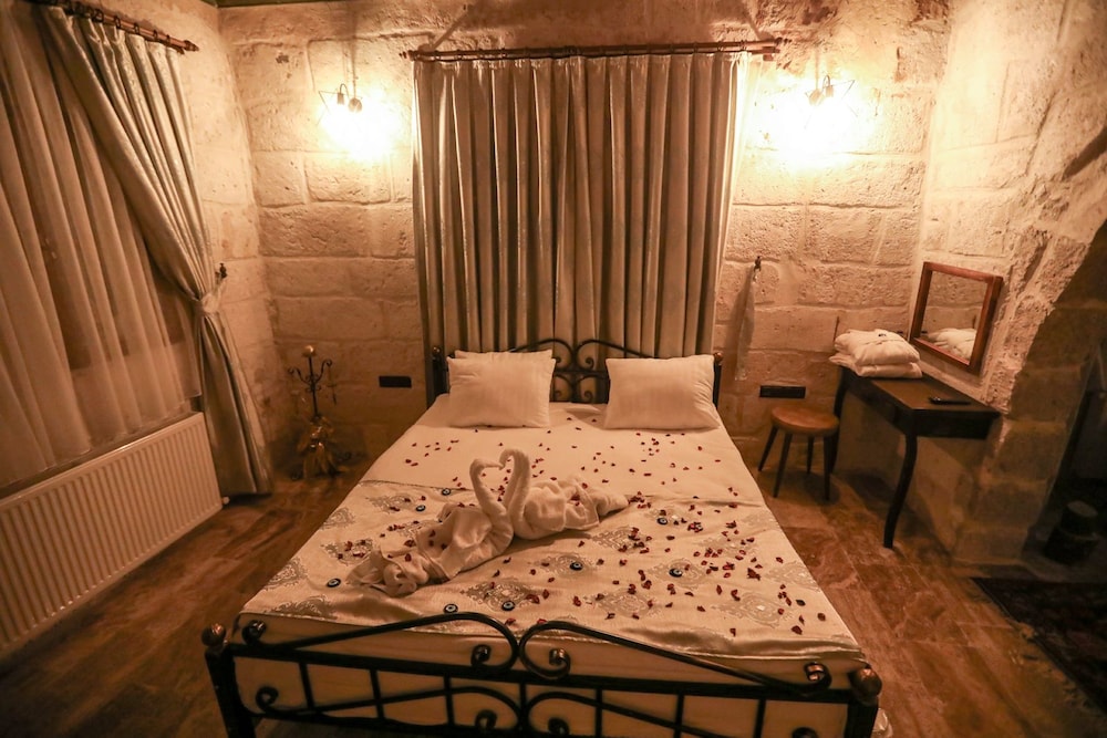 Mahperi Cappadocia Cave Suit Rezervasyon