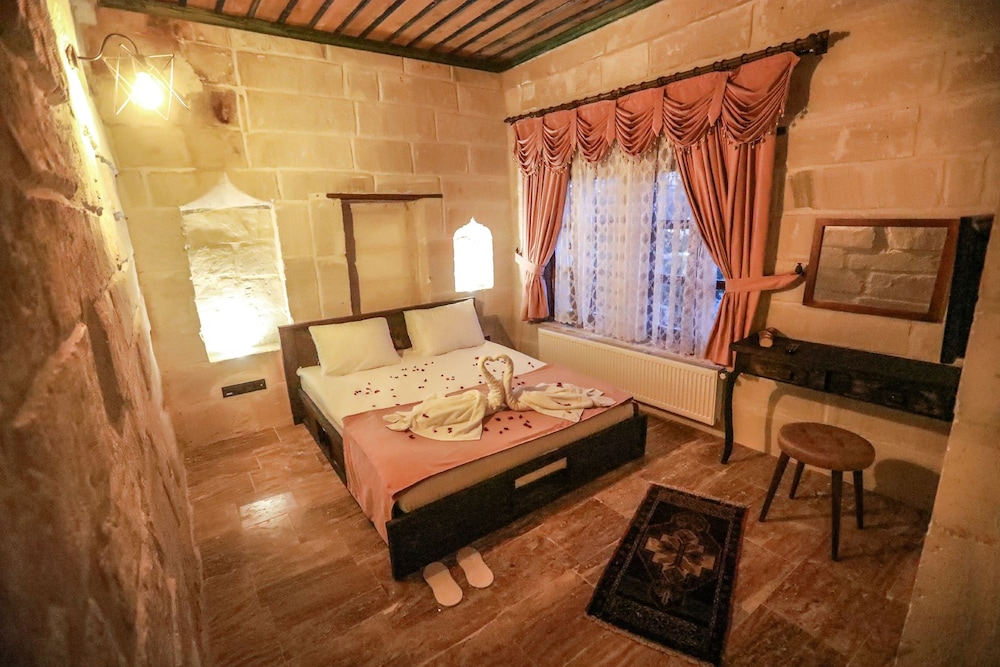 Mahperi Cappadocia Cave Suit Rezervasyon