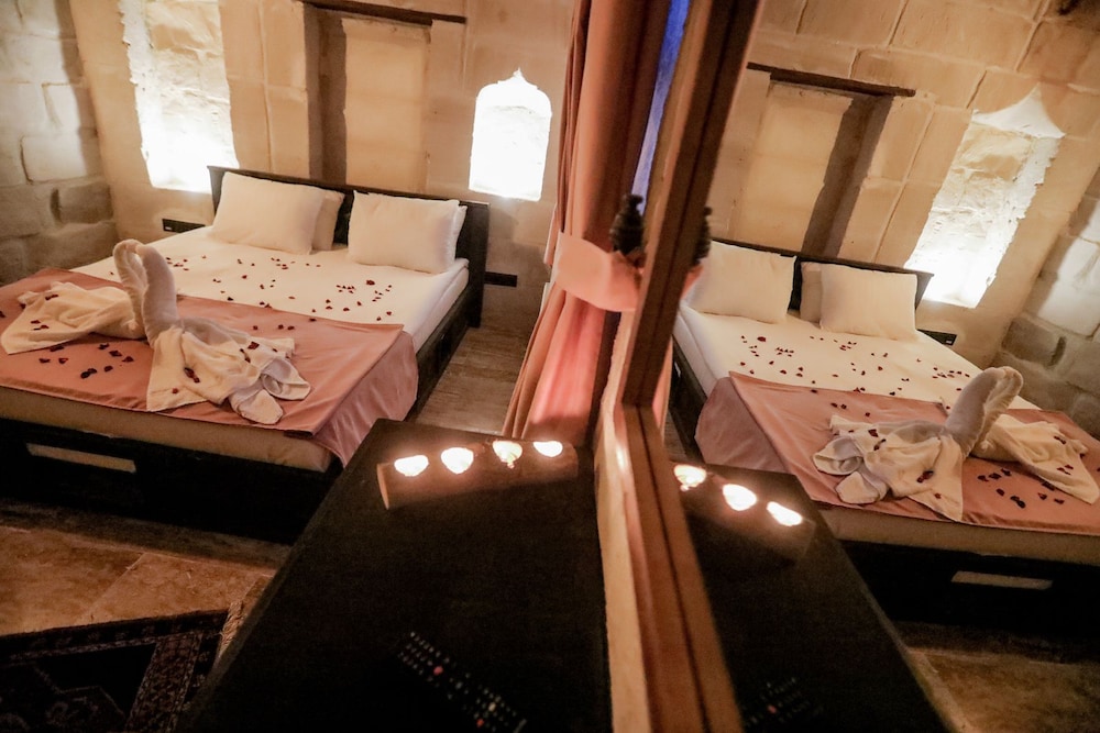 Mahperi Cappadocia Cave Suit Rezervasyon