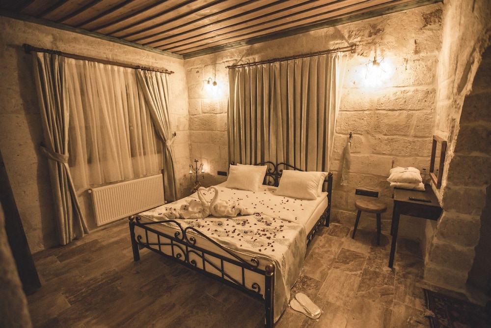 Mahperi Cappadocia Cave Suit Rezervasyon