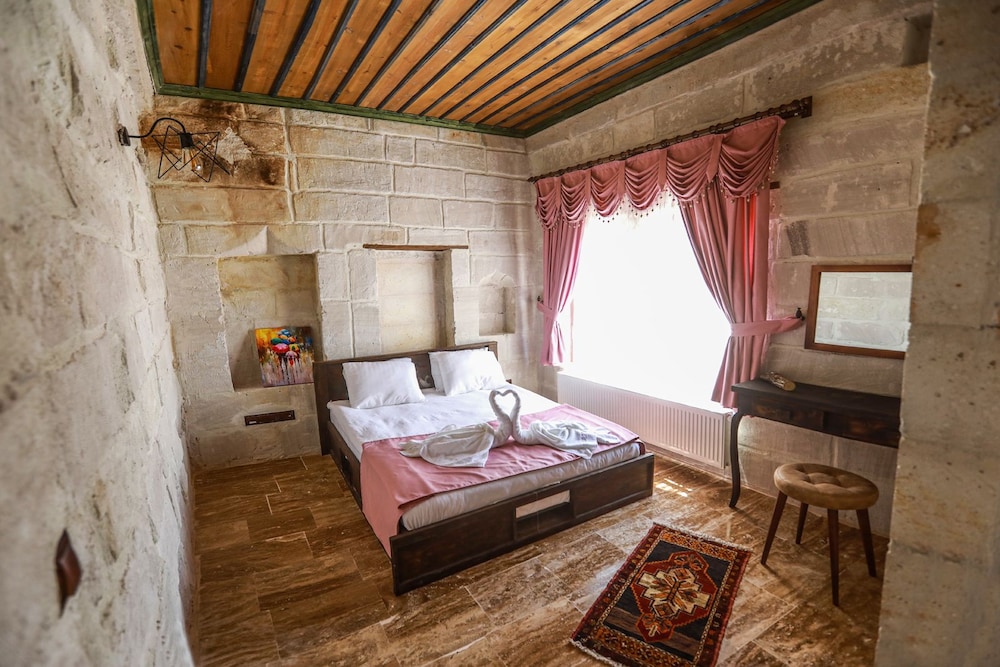 Mahperi Cappadocia Cave Suit Rezervasyon