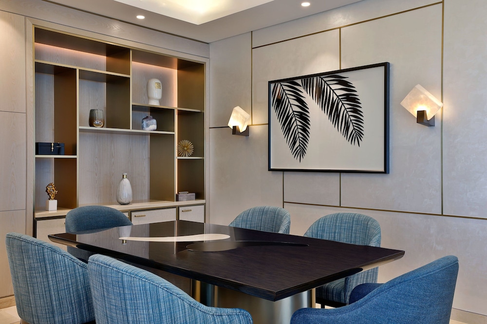 The St. Regis Dubai, The Palm Rezervasyon