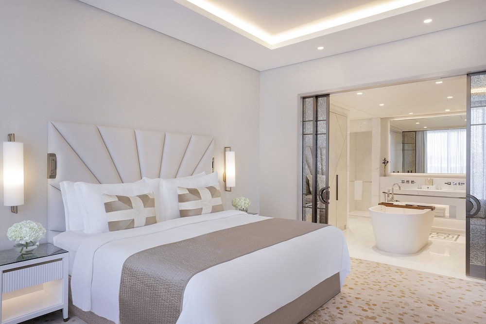 The St. Regis Dubai, The Palm Rezervasyon