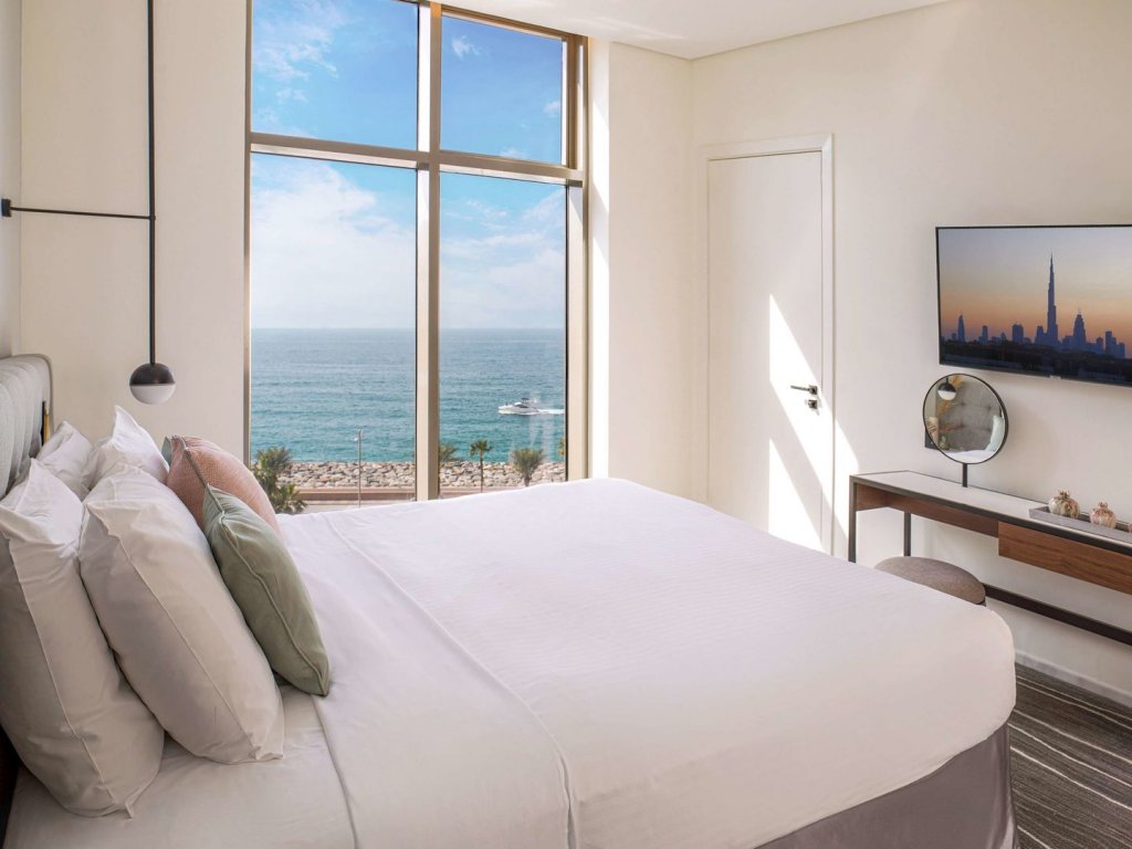 Th8 Palm Managed by Accor Rezervasyon