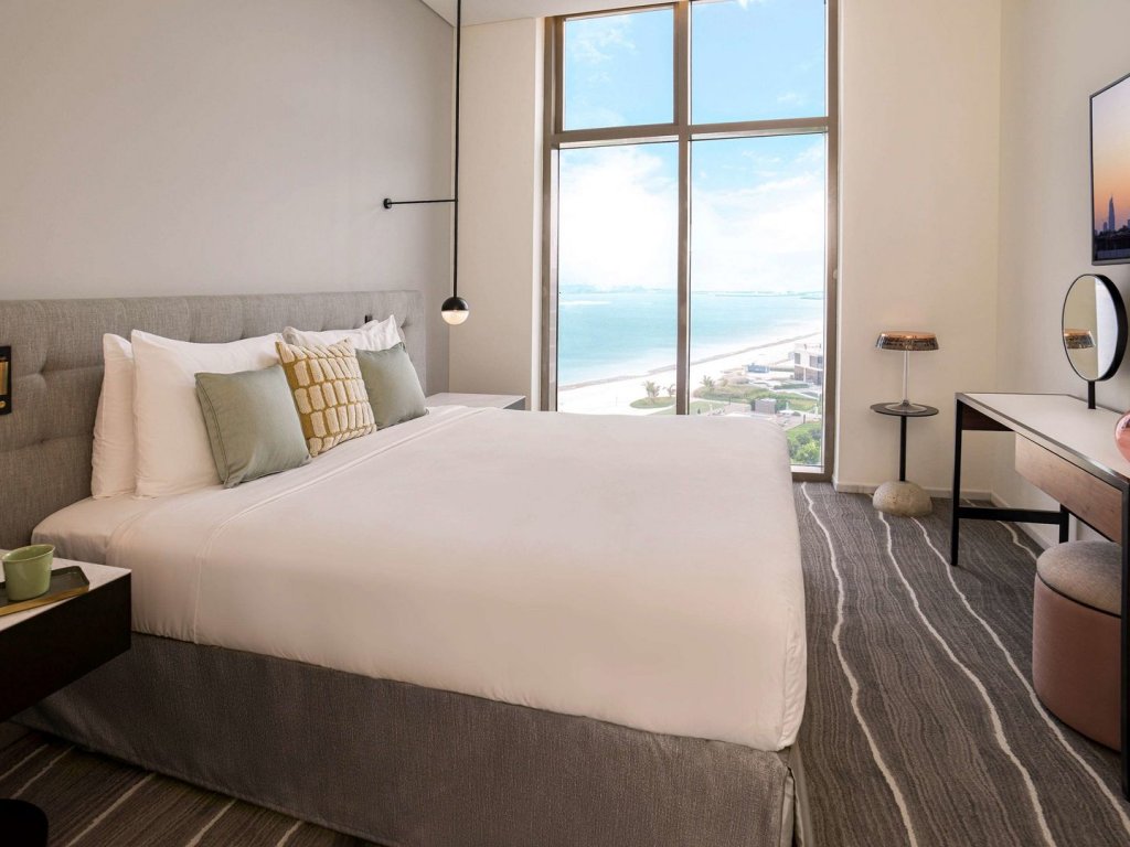 Th8 Palm Managed by Accor Rezervasyon