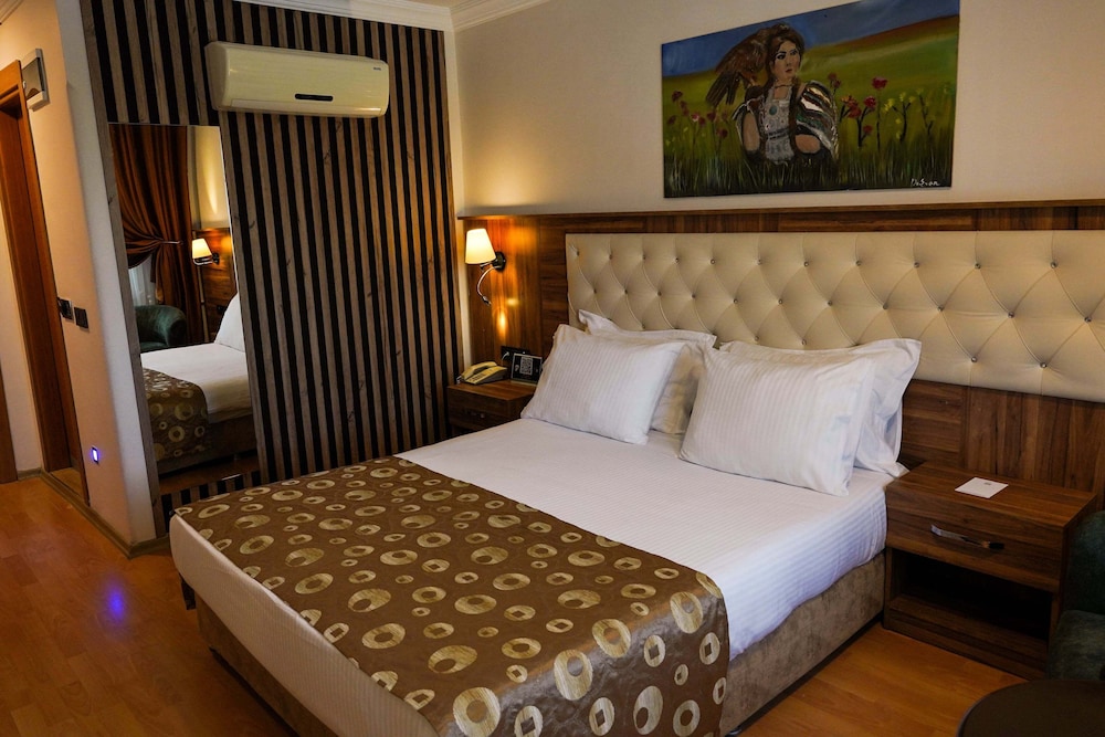 Emin Koçak Kapadokya Rezervasyon