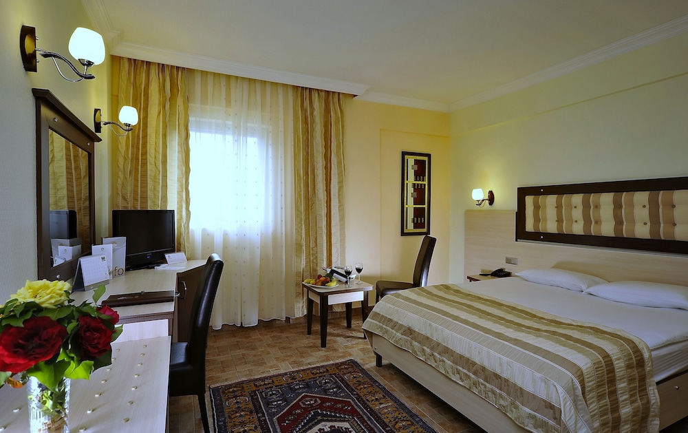 Monark Hotel Cappadocia Rezervasyon