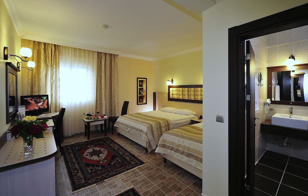 Monark Hotel Cappadocia Rezervasyon