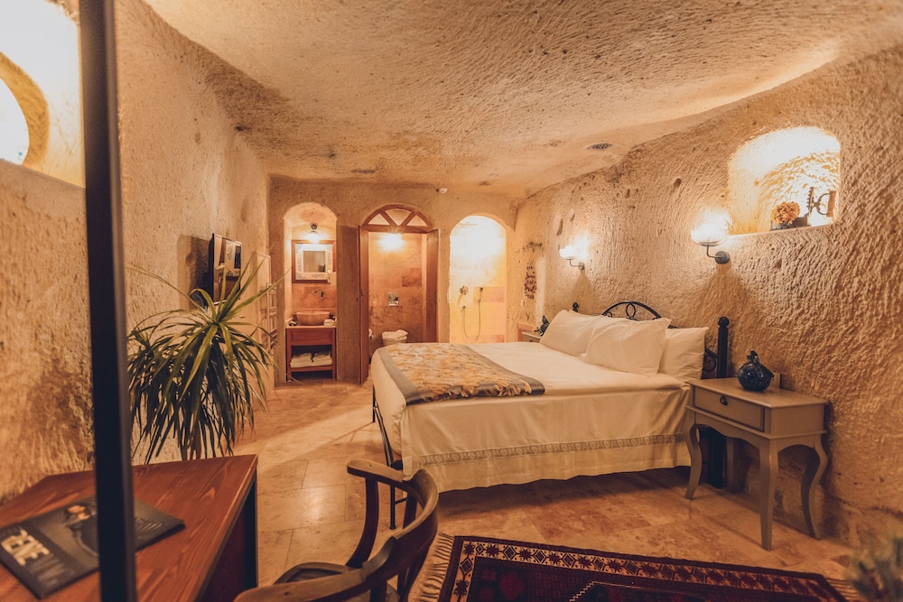 Peristyle Cave Cappadocia Rezervasyon