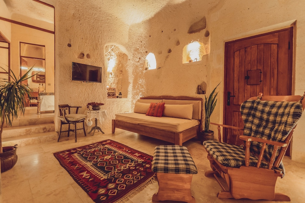 Peristyle Cave Cappadocia Rezervasyon