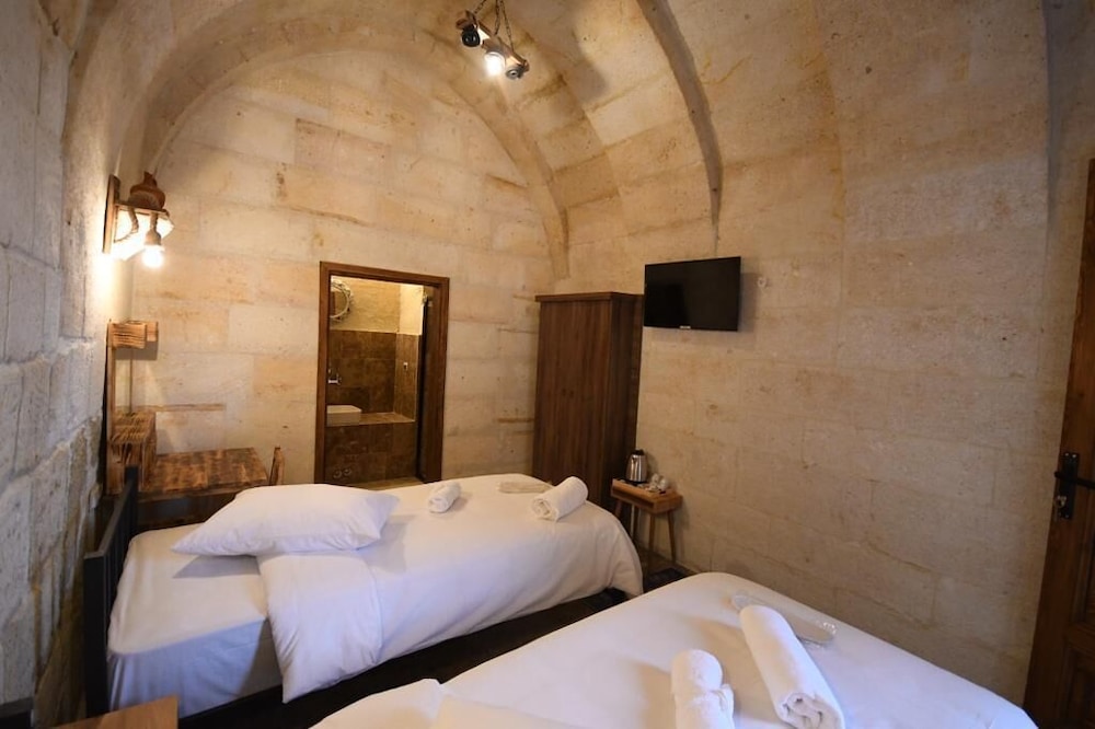 Lavinia Cappadocia Cave Rezervasyon