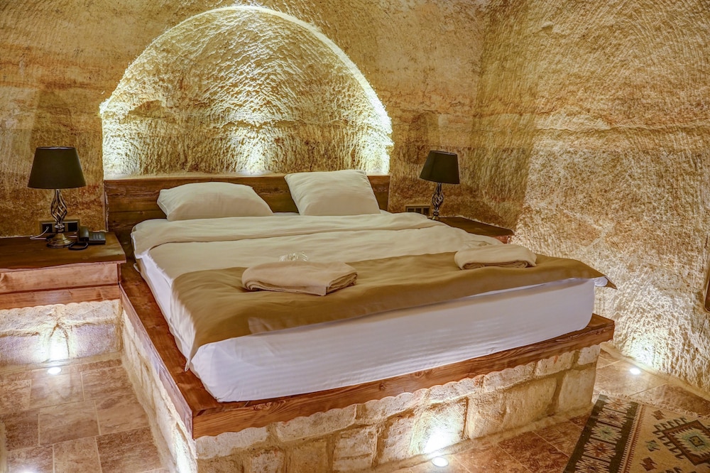Dionysos Cave Cappadocia Hotel Rezervasyon