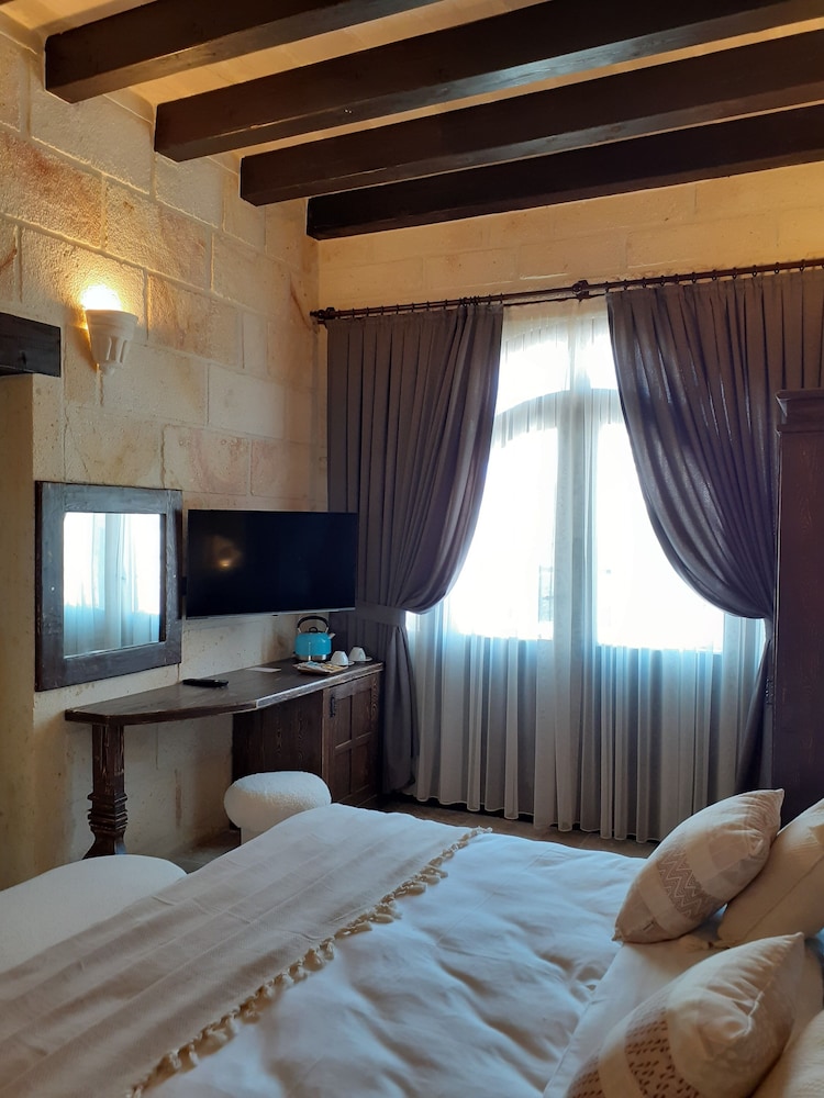 Nujel’m Cappadocia Rezervasyon