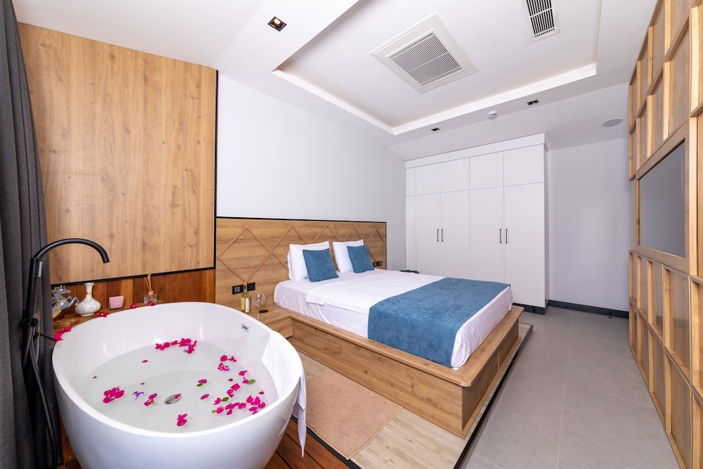 Ramitos Hotel Rezervasyon