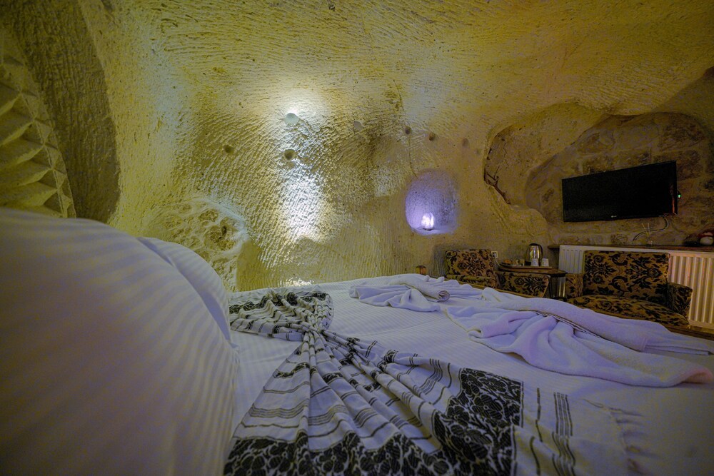 Babili Cappadocia Cave Hotel Rezervasyon
