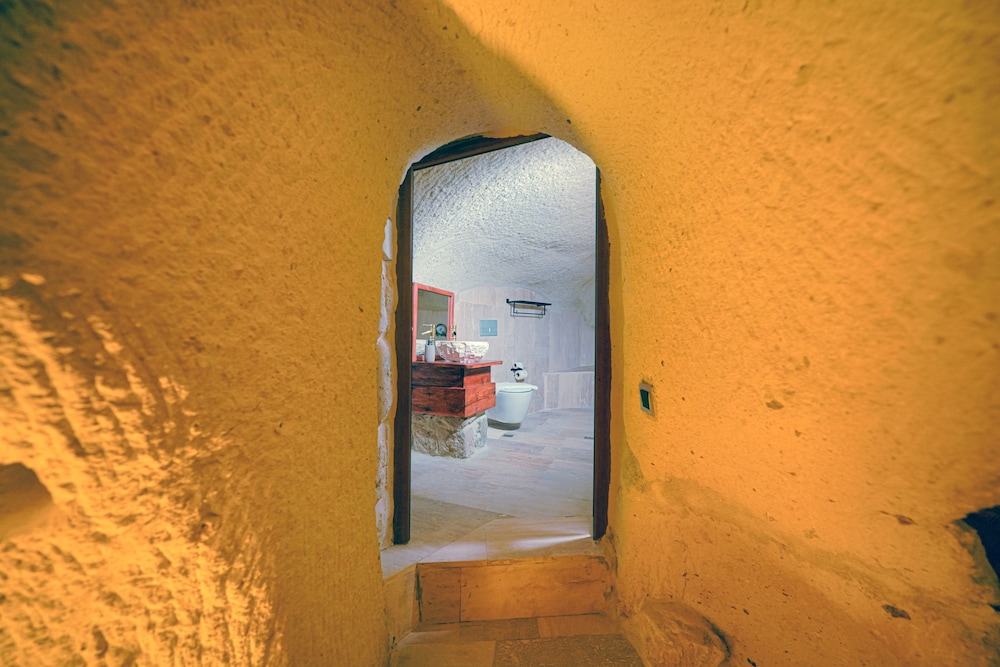 Babili Cappadocia Cave Hotel Rezervasyon