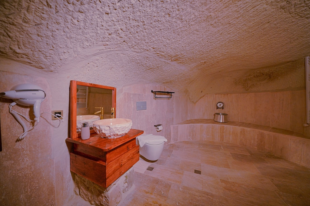 Babili Cappadocia Cave Hotel Rezervasyon