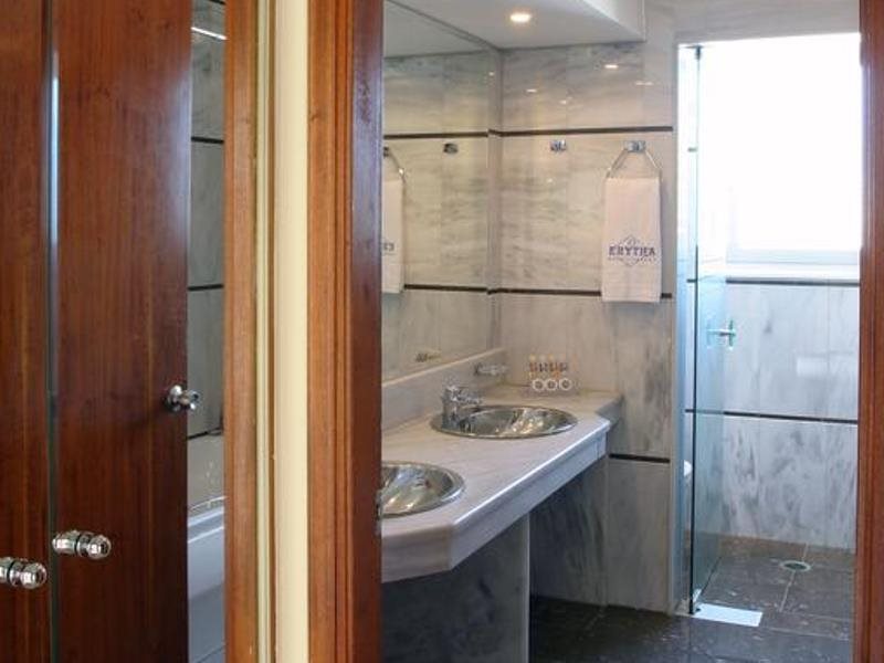 Erytha Beach Resort Rezervasyon