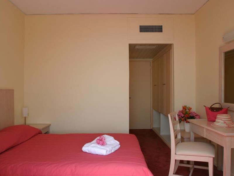 Erytha Beach Resort Rezervasyon