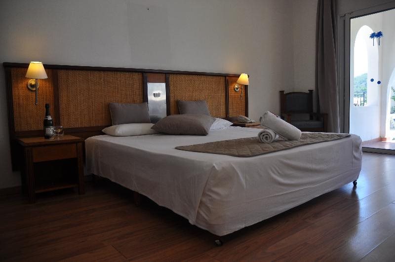 Cyprotel Faliraki Hotel Rezervasyon