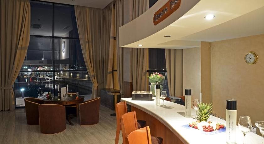 Chios Chandris Rezervasyon