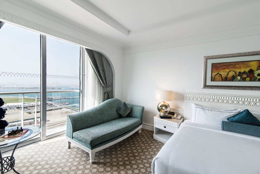 Al Habtoor Grand Resort, Autograph Collection Rezervasyon