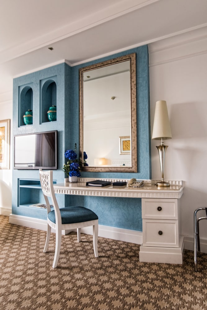 Al Habtoor Grand Resort, Autograph Collection Rezervasyon