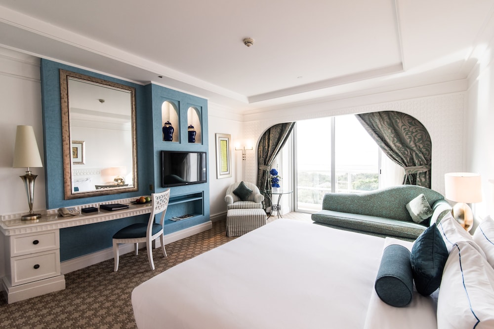 Al Habtoor Grand Resort, Autograph Collection Rezervasyon