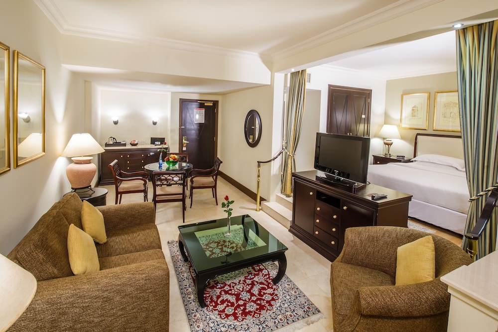 Grand Excelsior Hotel Deira Rezervasyon