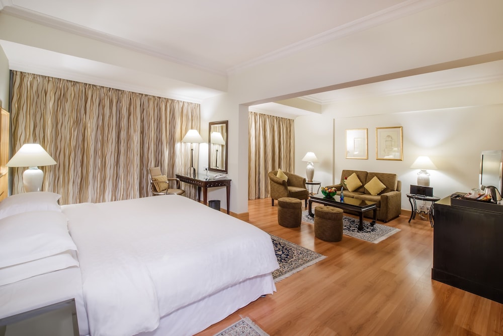 Grand Excelsior Hotel Deira Rezervasyon