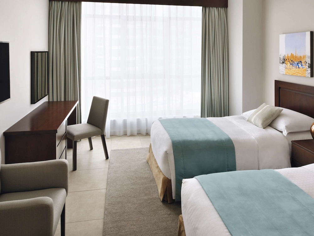 Mövenpick Hotel & Apartments Bur Dubai Rezervasyon