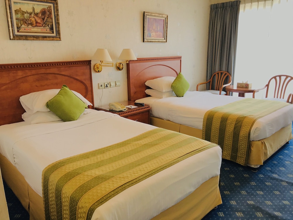 Riviera Hotel Rezervasyon