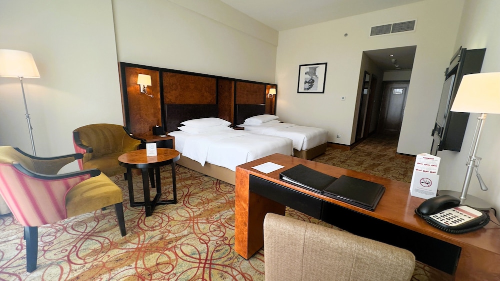 Millennium Airport Hotel Dubai Rezervasyon