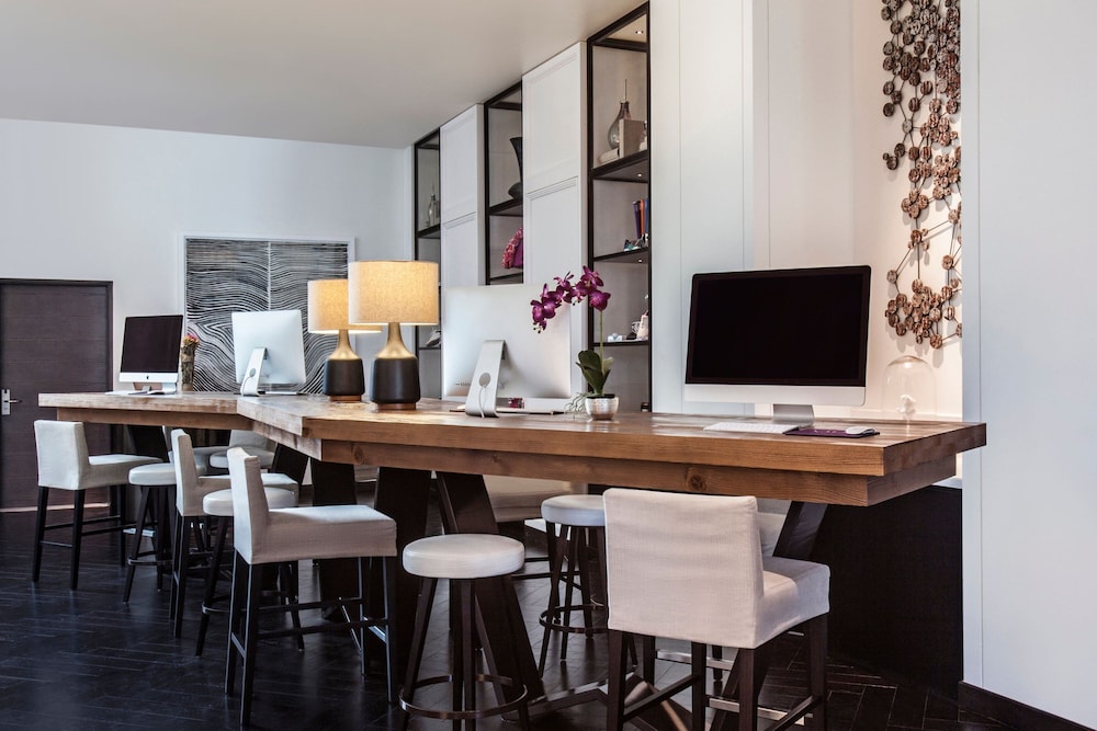 Hotel Boulevard, Autograph Collection Rezervasyon