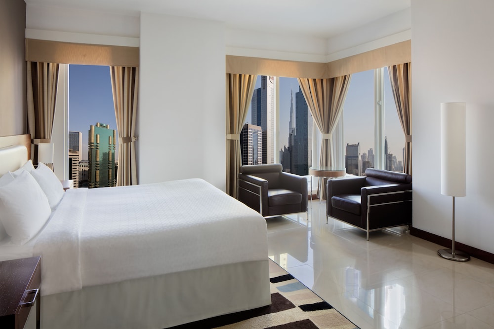 Four Points by Sheraton Sheikh Zayed Road, Dubai Rezervasyon