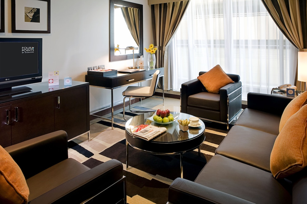 Four Points by Sheraton Sheikh Zayed Road, Dubai Rezervasyon