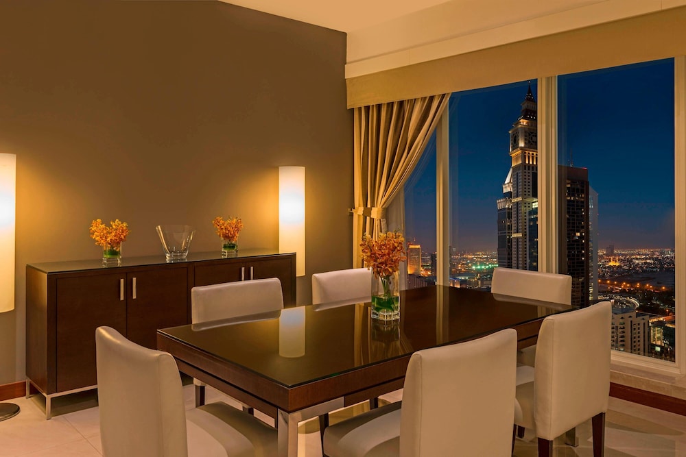 Four Points by Sheraton Sheikh Zayed Road, Dubai Rezervasyon