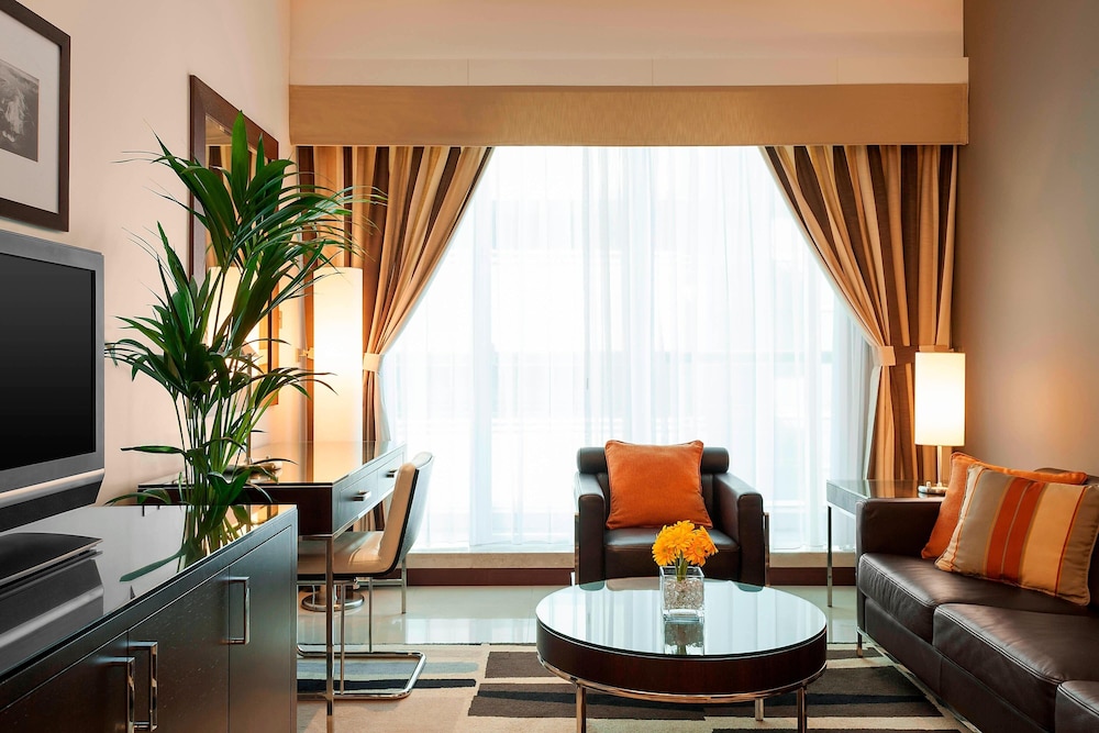 Four Points by Sheraton Sheikh Zayed Road, Dubai Rezervasyon