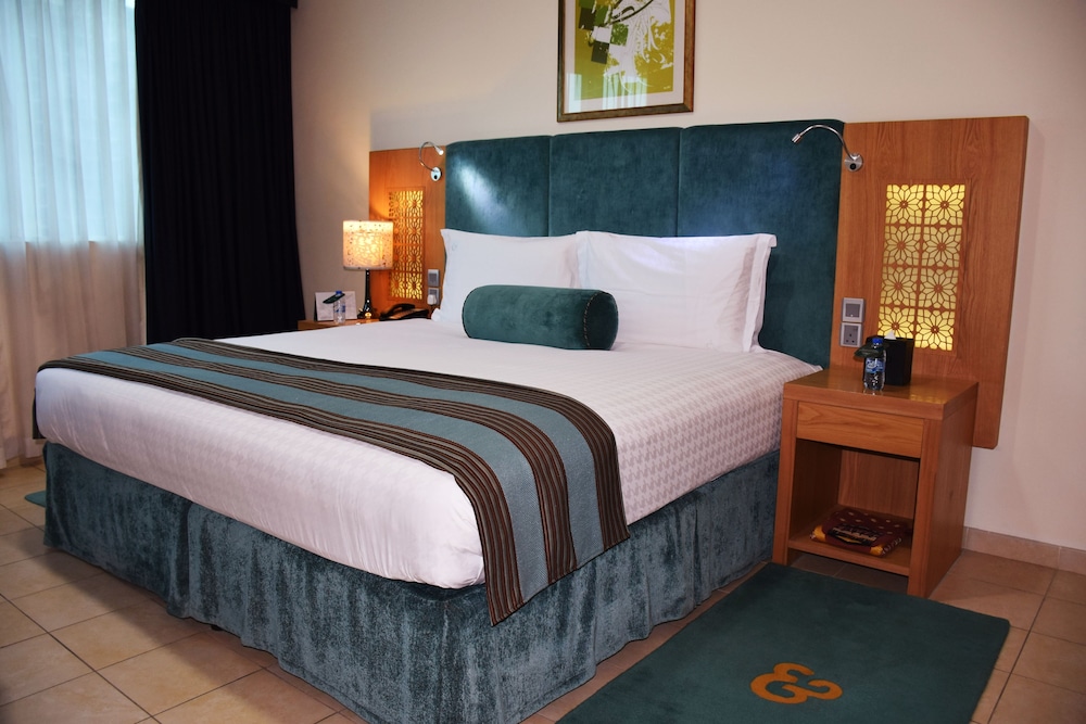 Tamani Marina Hotel and Hotel Apartment Rezervasyon