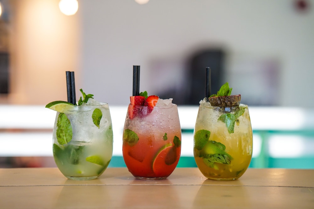 Holiday Inn Express Dubai Safa Park Rezervasyon