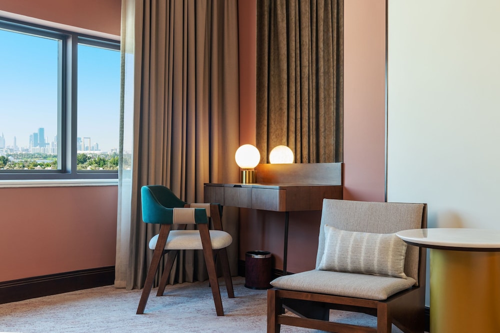 Majestic Cove Hotel Rezervasyon