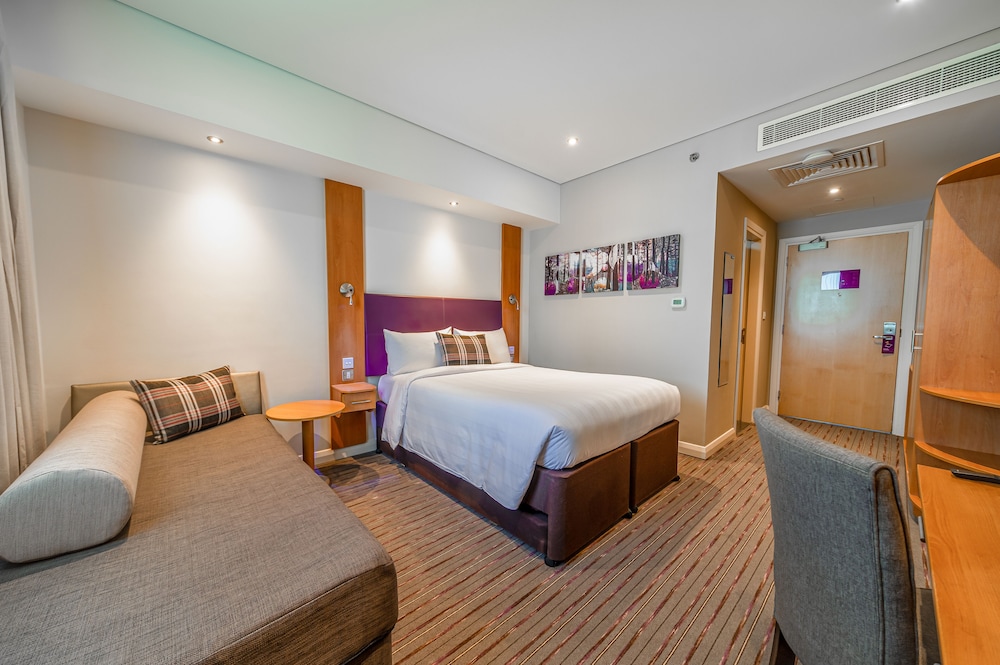 Premier Inn Dubai Investments Park Rezervasyon
