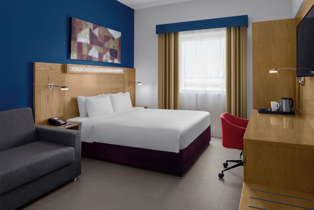 Holiday Inn Express Dubai Airport Rezervasyon