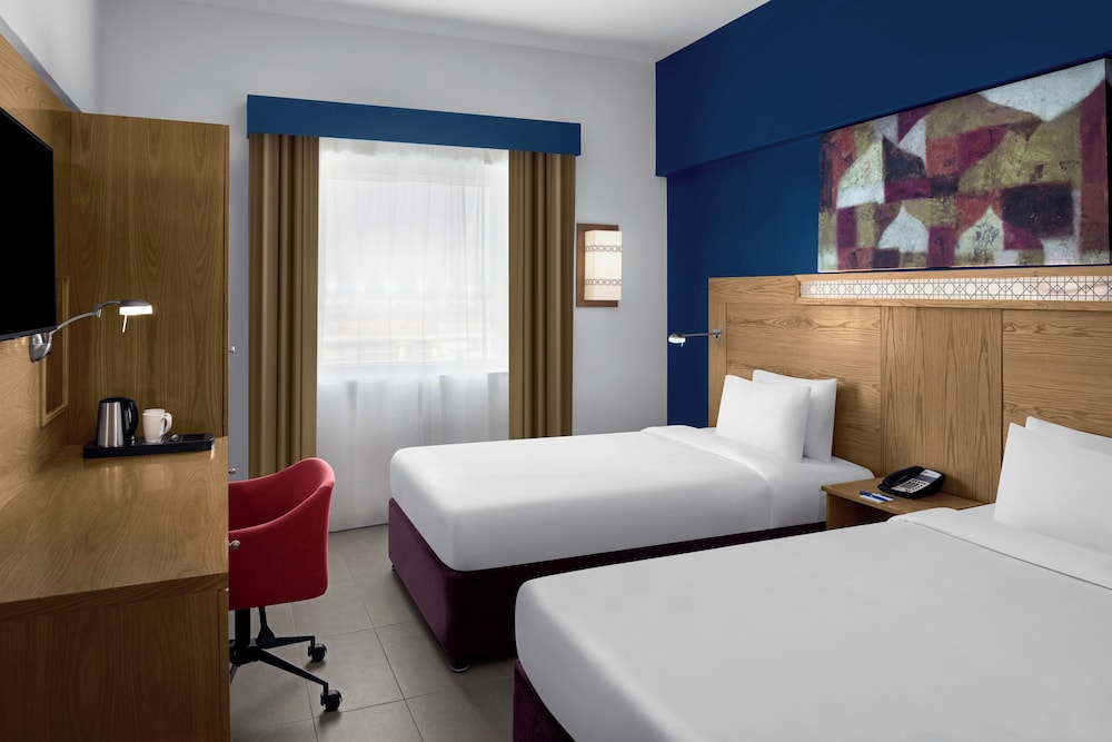 Holiday Inn Express Dubai Airport Rezervasyon