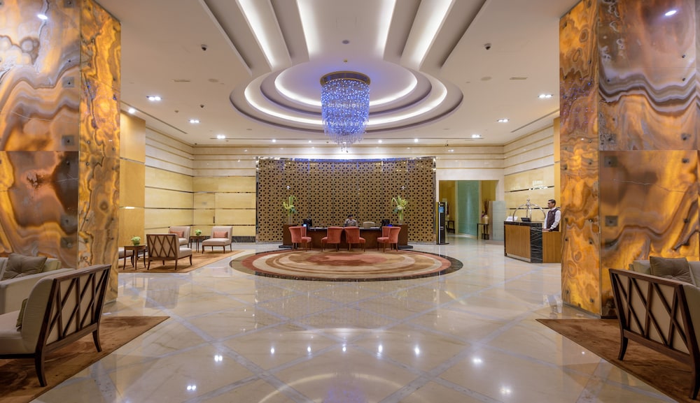 La Suite Dubai Hotel & Apartments Rezervasyon