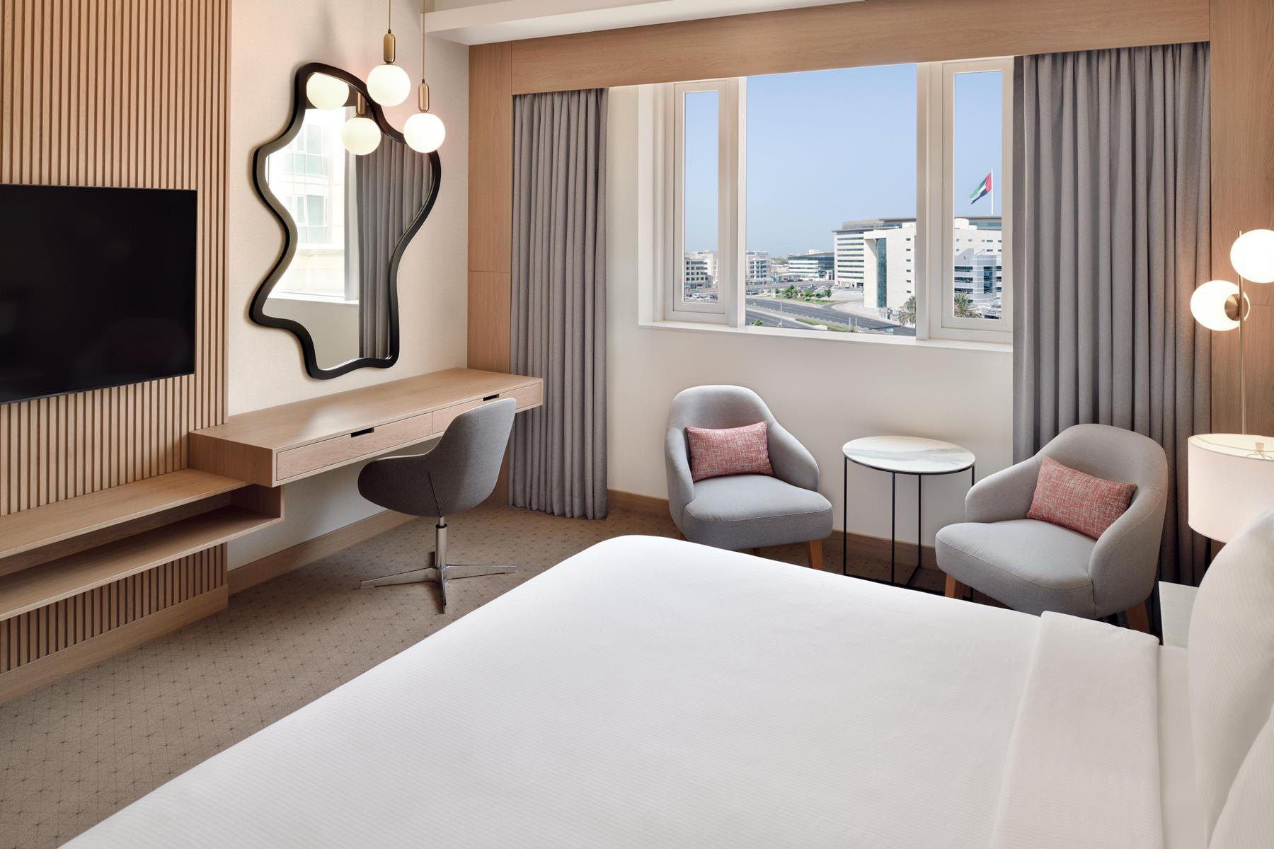 Crowne Plaza Dubai Jumeirah Rezervasyon