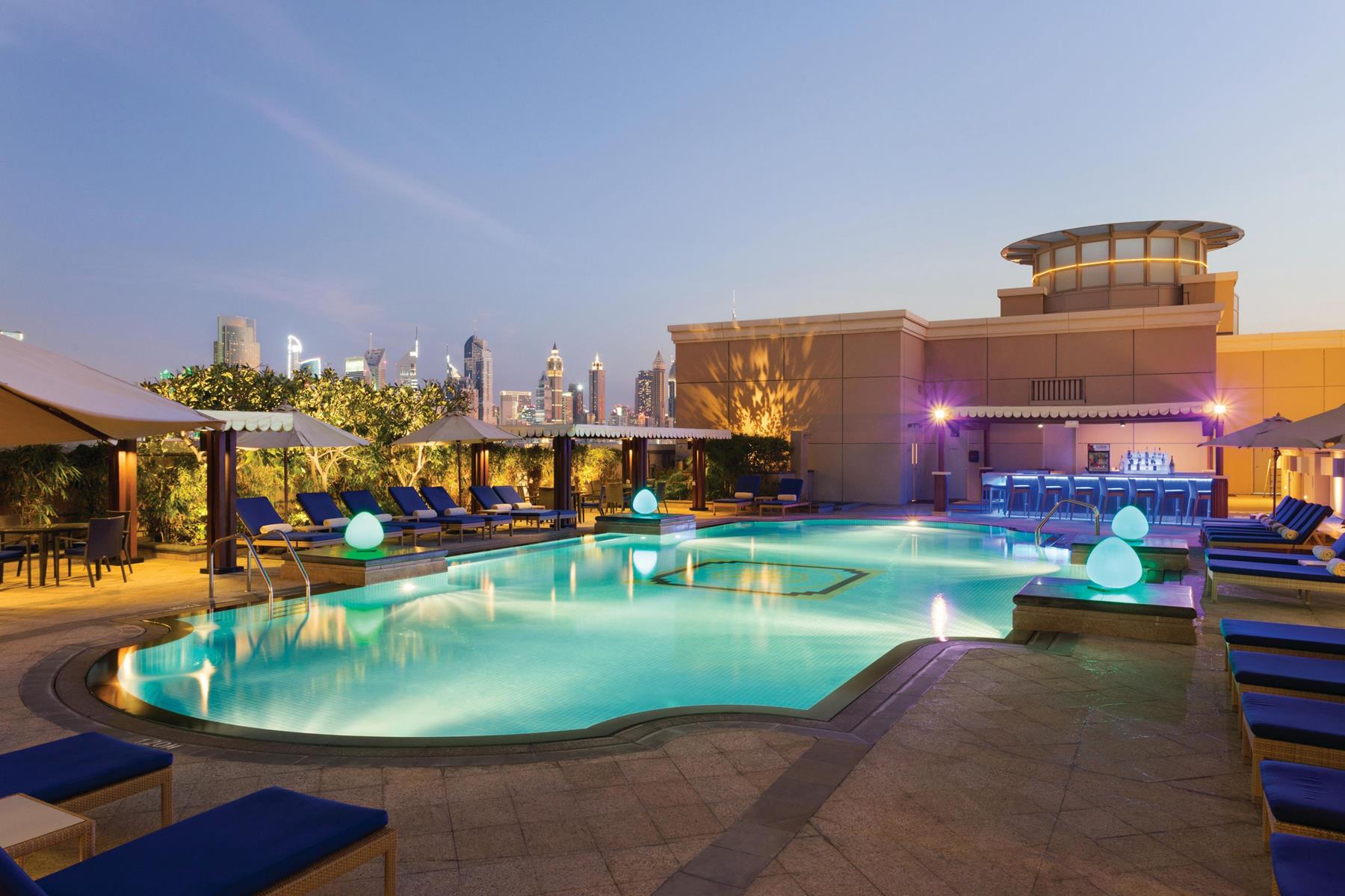 Crowne Plaza Dubai Jumeirah Rezervasyon