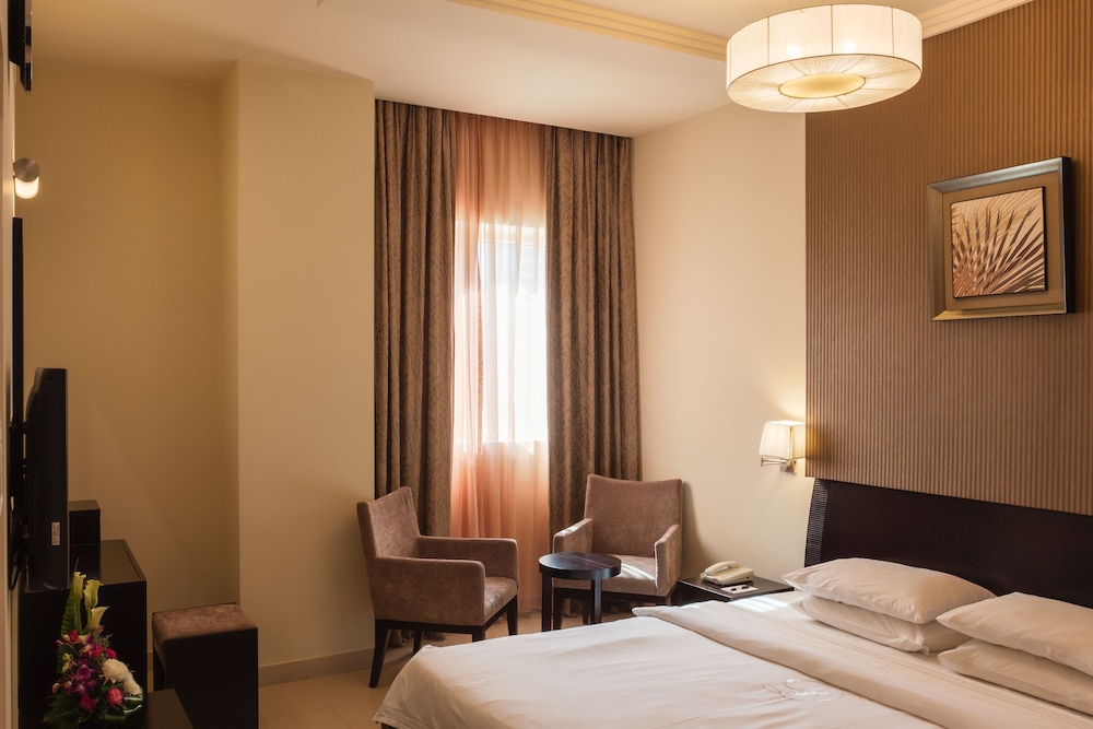 Dunes Hotel Apartments Rezervasyon